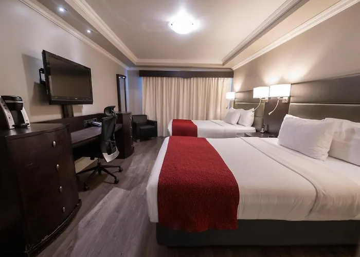Hotel & Suites Le Dauphin Drummondville