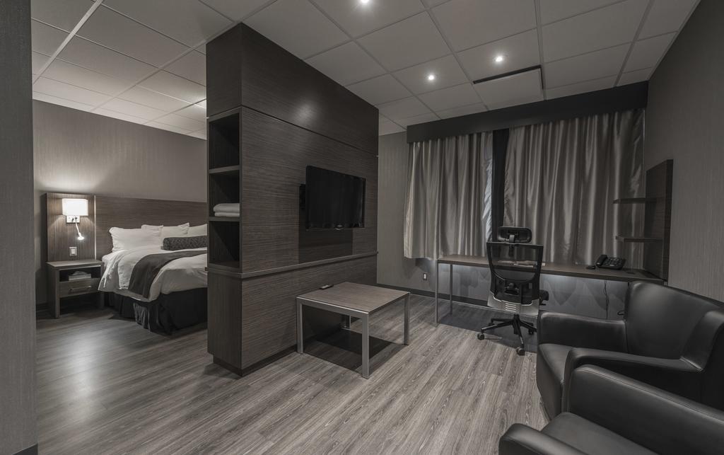 Hotel & Le Dauphin Drummondville
